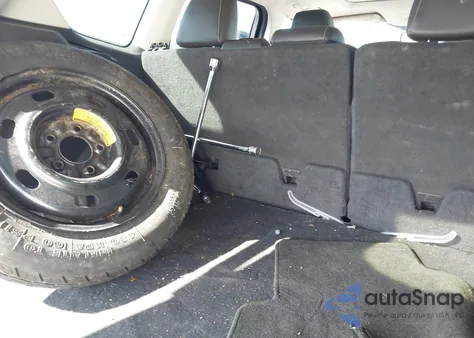 2014 Ford Escape Titanium z USA, uszkodzony, nr VIN 1FMCU0J91EUB40455